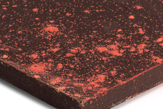 Handmade bar with dark chocolate & chili 1kg