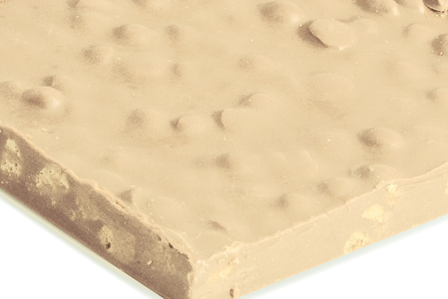 Handmade white chocolate bars with biscuits 1kg