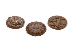 Milk chocolate flower shape 2,5kg